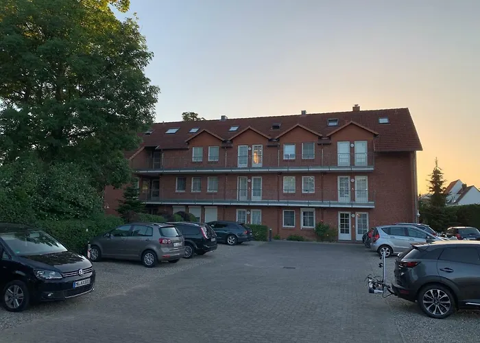 Gorch-fock-strasse 2 *